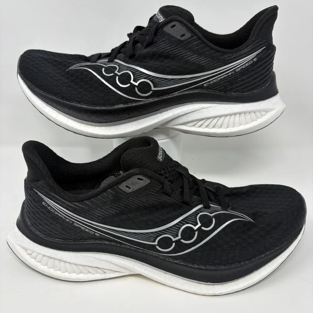 Saucony Endorphin Speed 5 Mens Size 10 Black White Running Shoes (S21007-01)